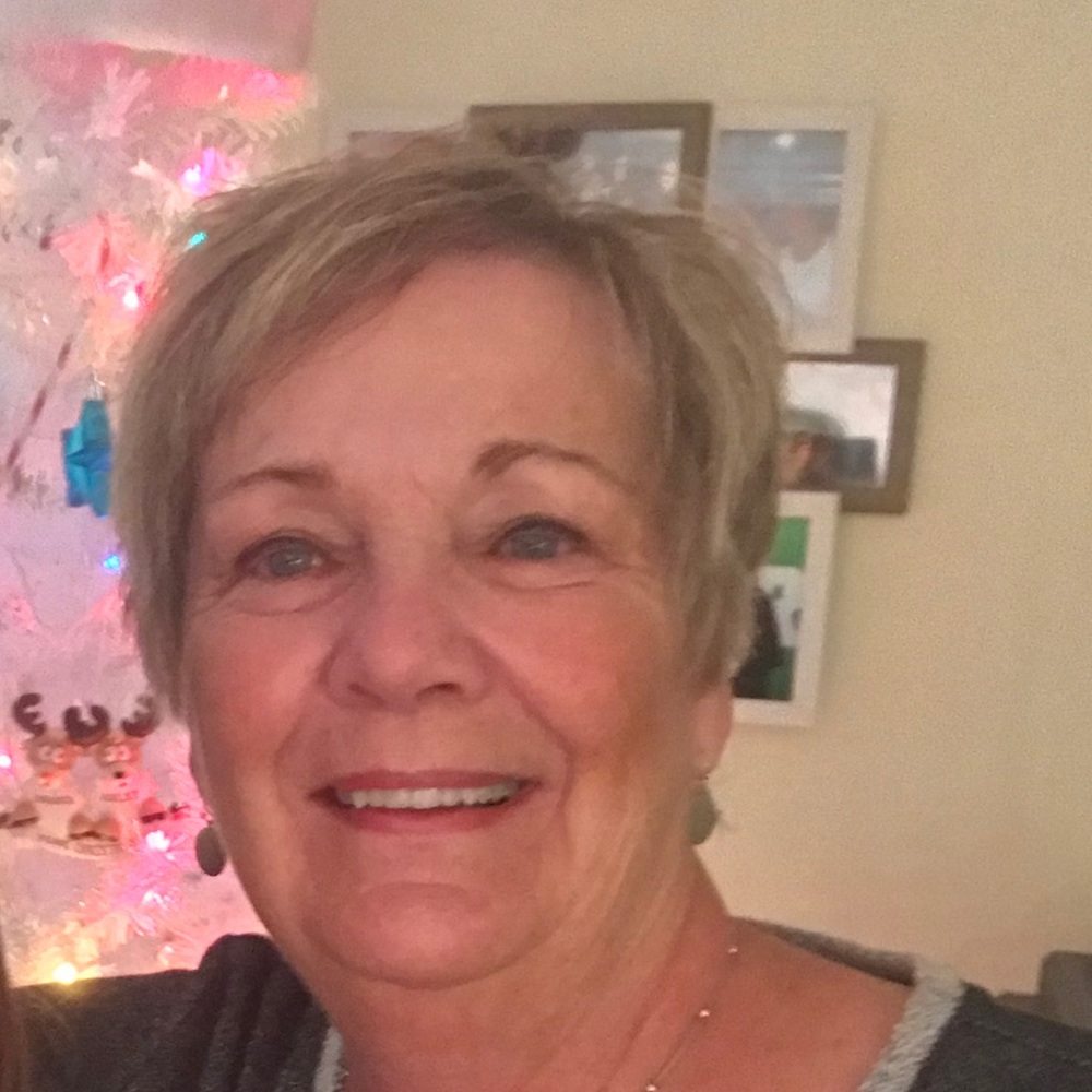 Meet your Posher, Debbie